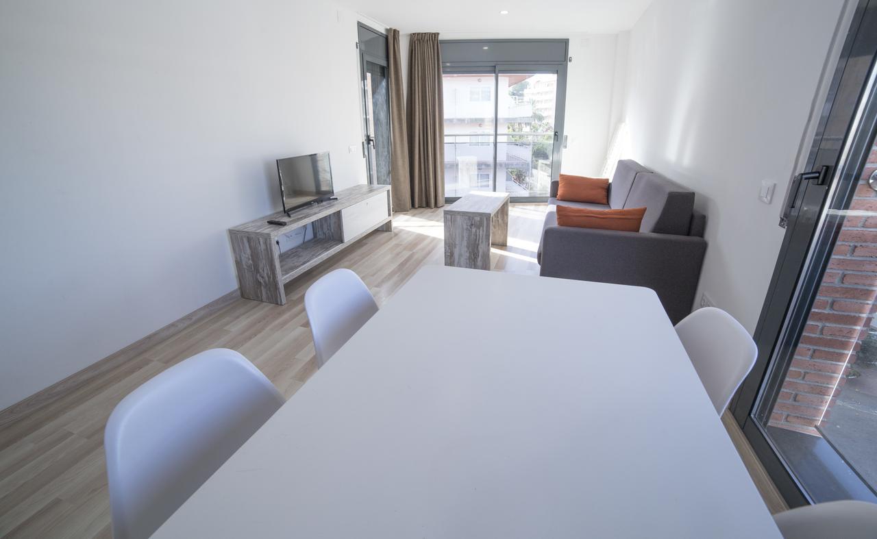 Apartaments Ponent Льорет-де-Мар Экстерьер фото