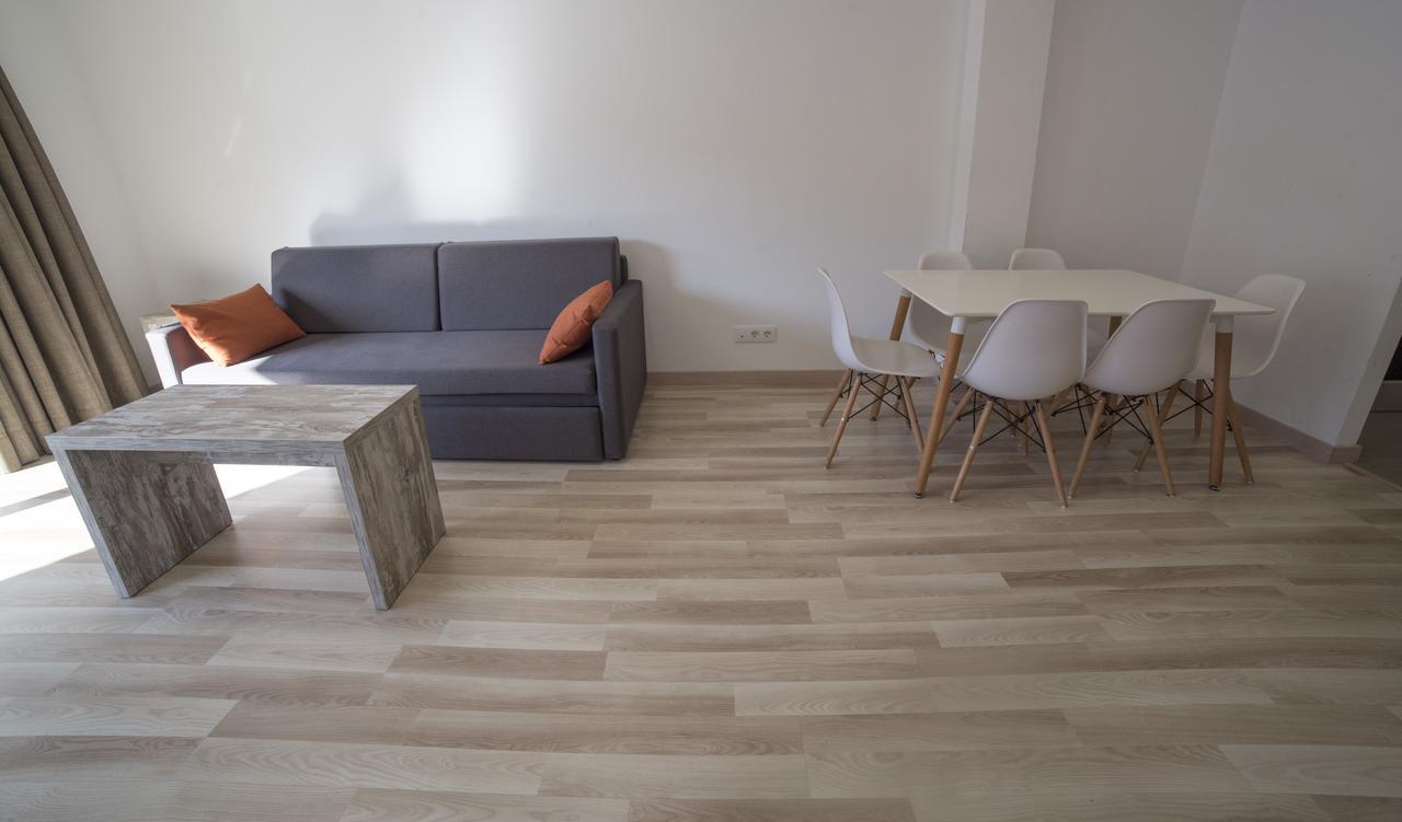 Apartaments Ponent Льорет-де-Мар Экстерьер фото