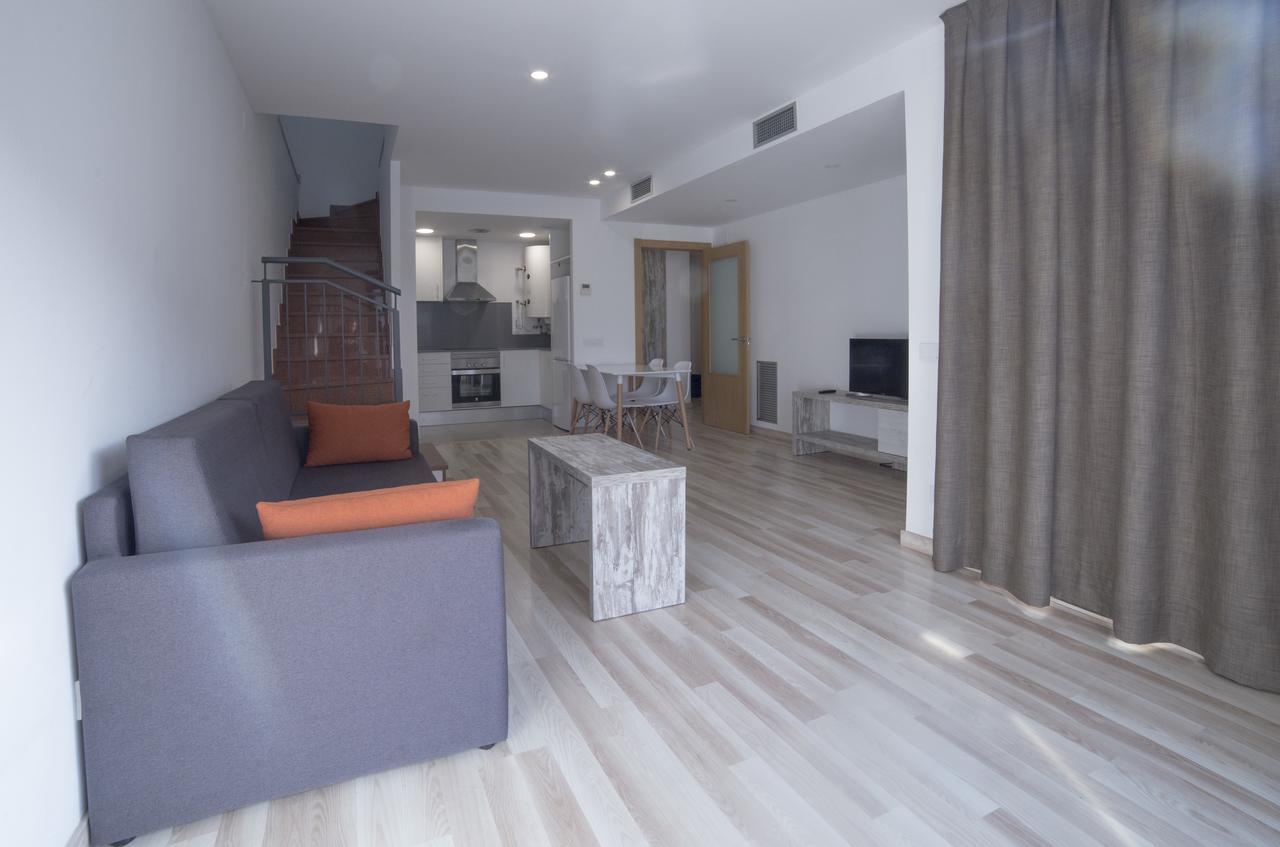 Apartaments Ponent Льорет-де-Мар Экстерьер фото
